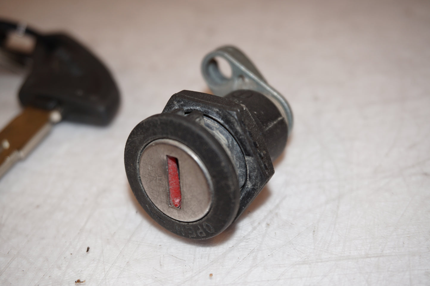 Extrabilder på Låssats från en Ducati Scrambler 800 -2016 motorcykel.