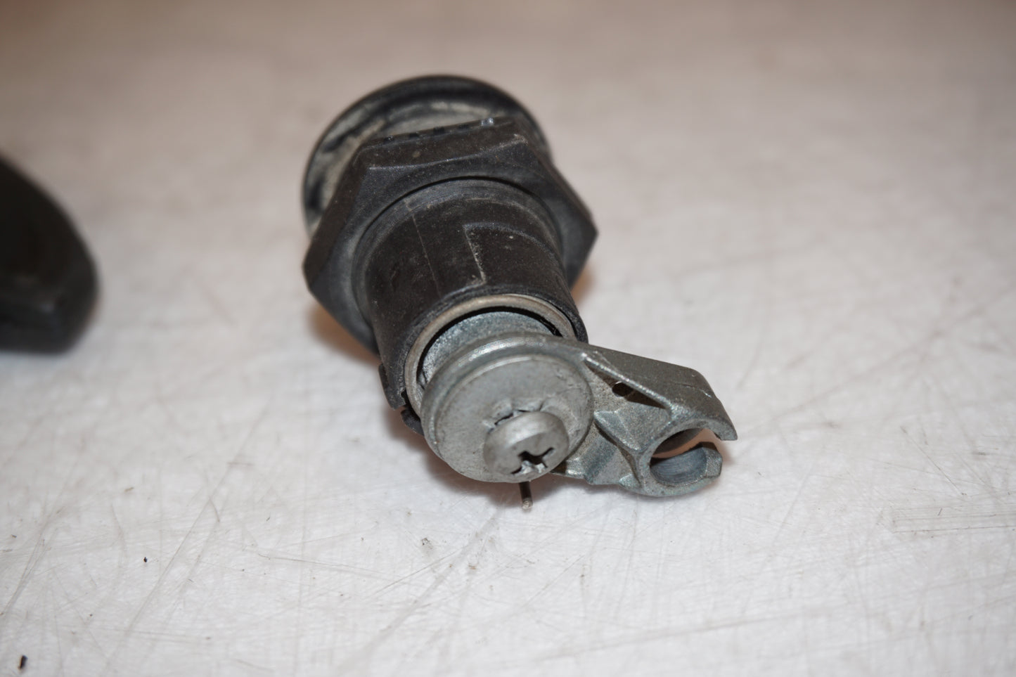 Extrabilder på Låssats från en Ducati Scrambler 800 -2016 motorcykel.