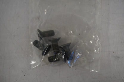 Baksidan på Låssats från en Ducati Monster 696 -2008 motorcykel.