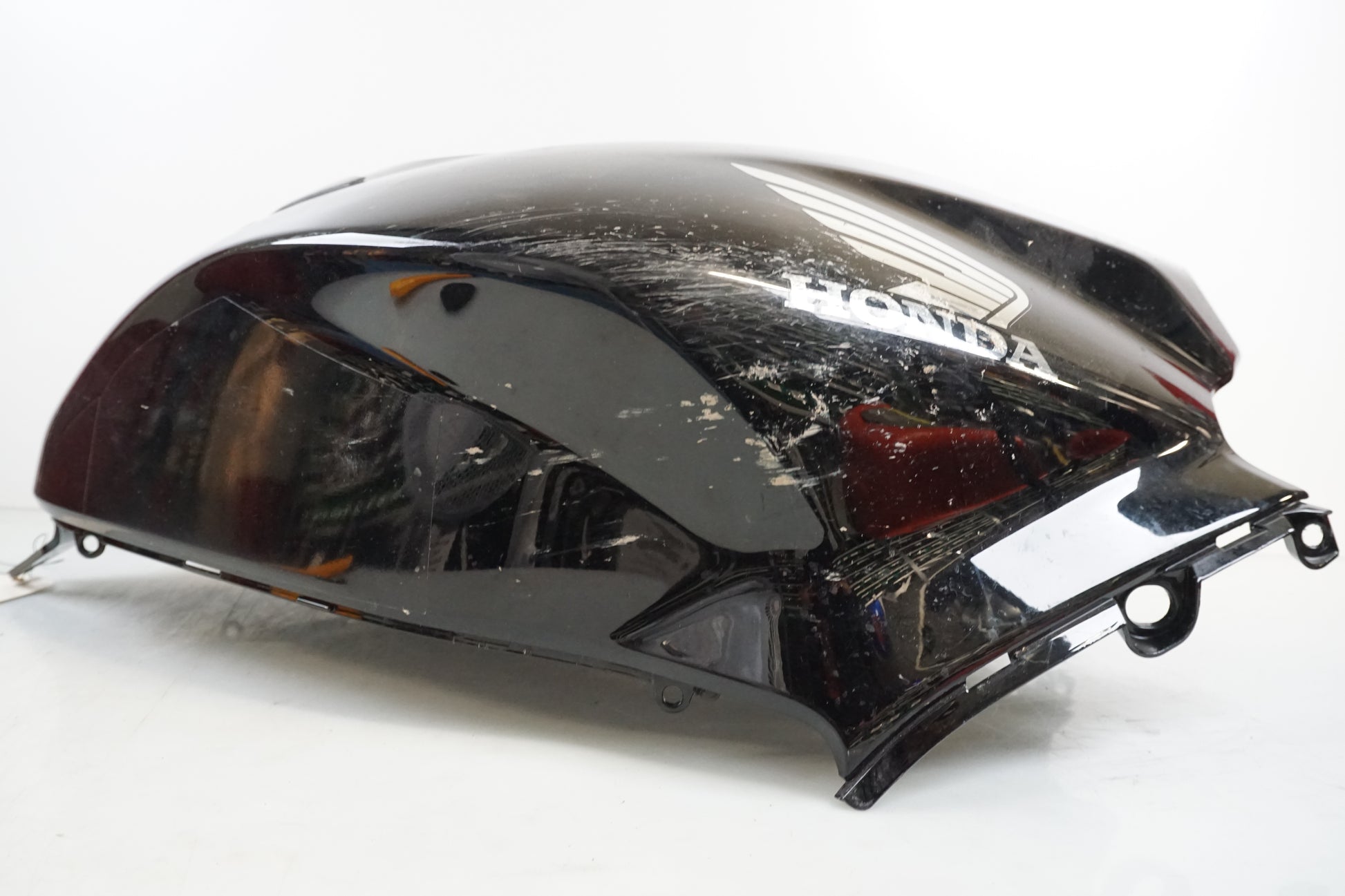 Höger sida på Bensintankskåpa från en Honda CBR 600 -2008 motorcykel.