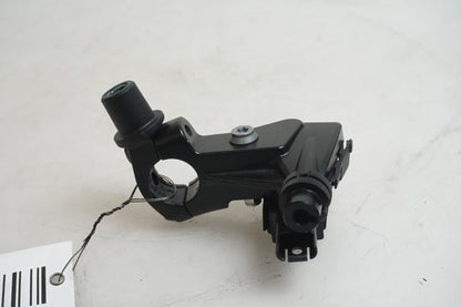 Étrier de connexion