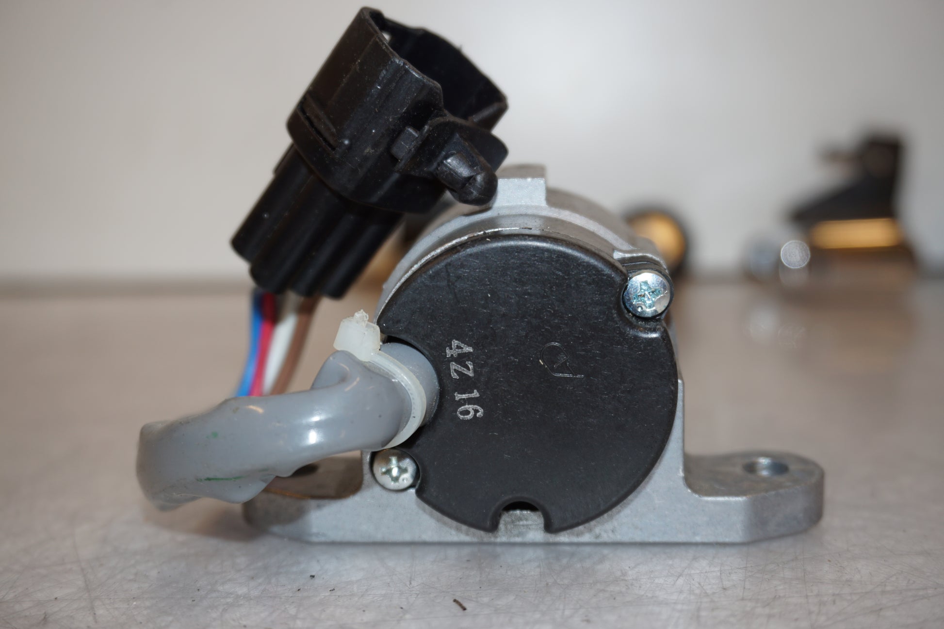 Extrabild3 på Låssats från en Suzuki VZ 1600 -2005 motorcykel.