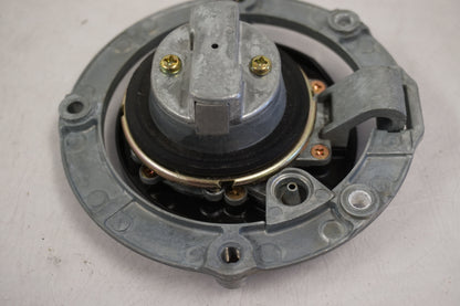 Extrabilder på Låssats från en Suzuki VZ 1600 -2005 motorcykel.