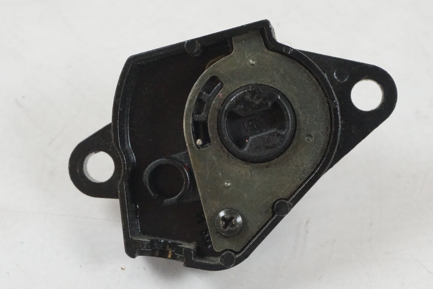 Snett uppifrån på Tanklock från en Triumph Daytona 650 -2005 motorcykel.