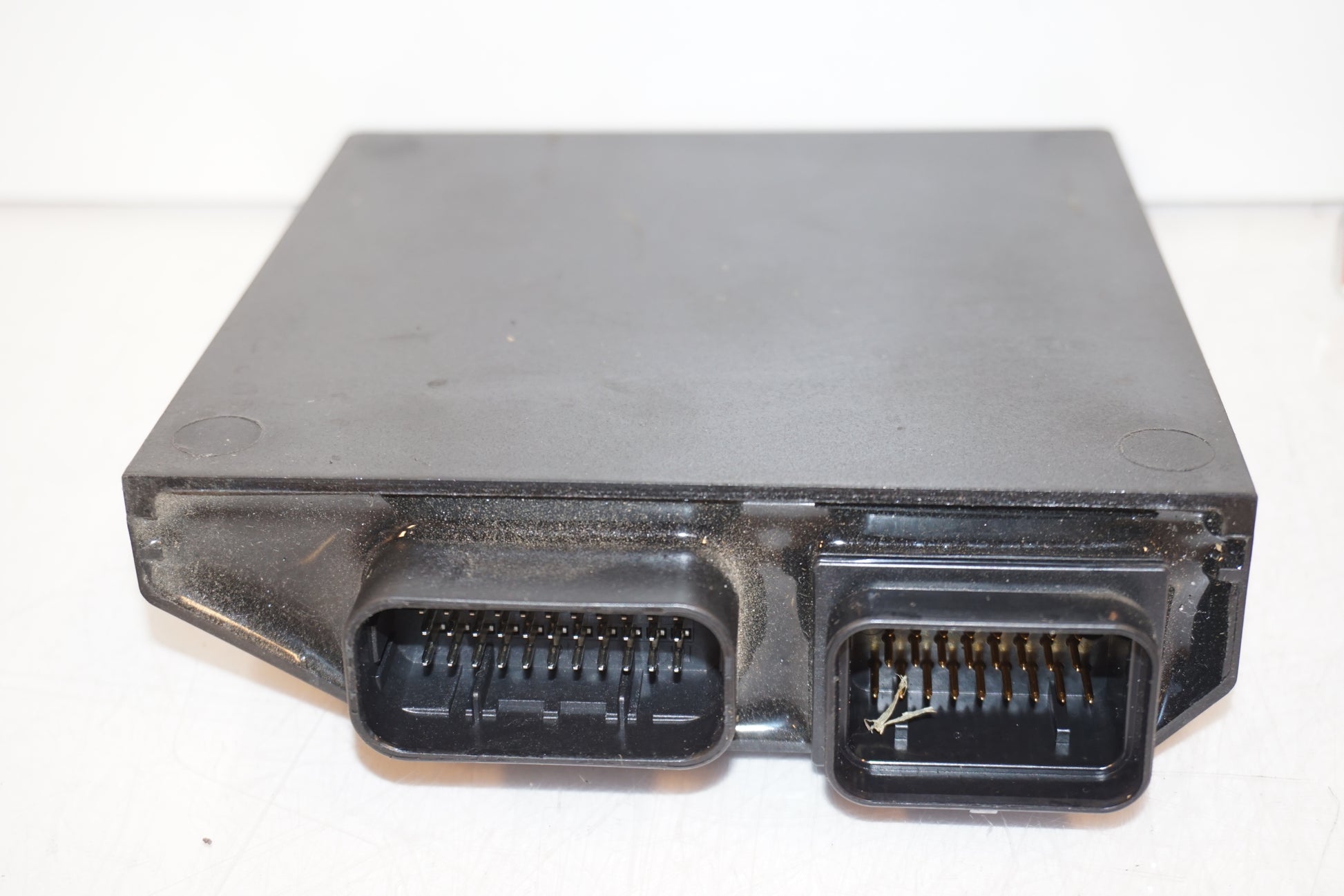 Baksidan på Låssats från en Yamaha FJR 1300 -2016 motorcykel.