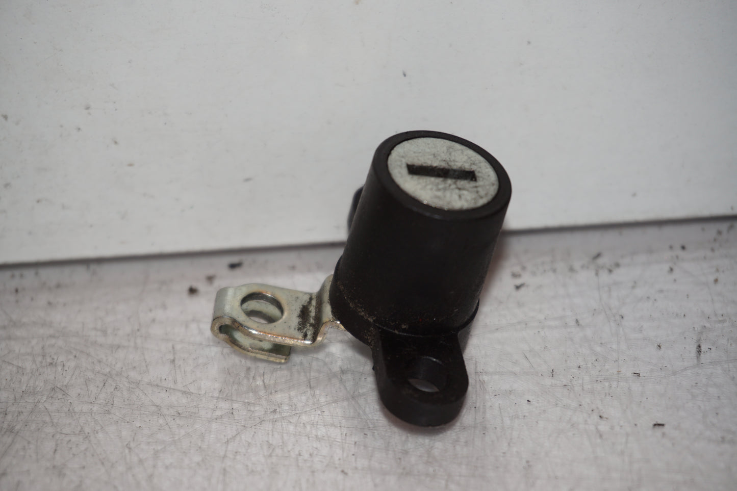 Snett uppifrån på Låssats från en Yamaha FJR 1300 -2016 motorcykel.