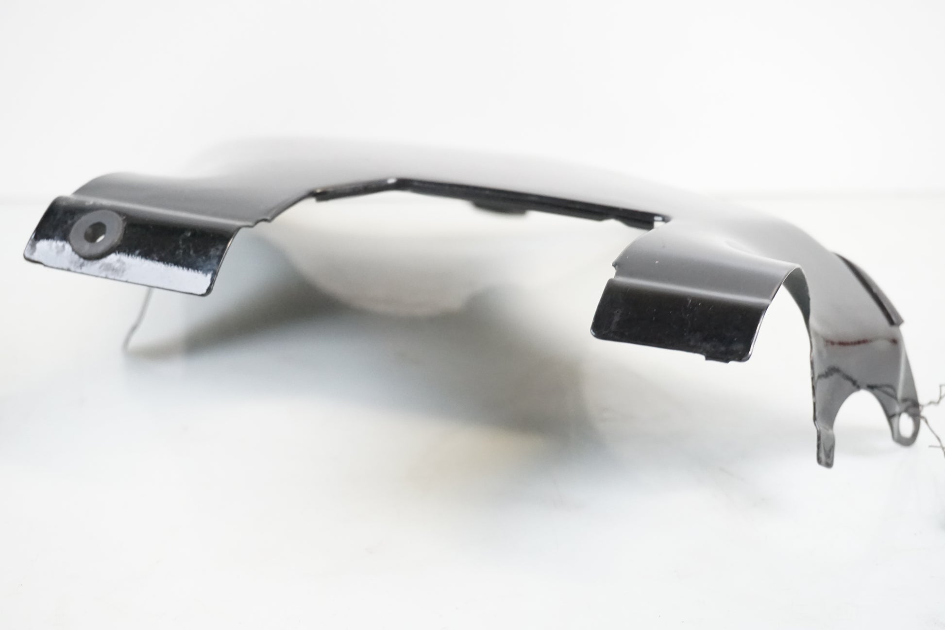 Höger sida på Styrkåpa från en Honda VT 1100 C -1995 motorcykel.