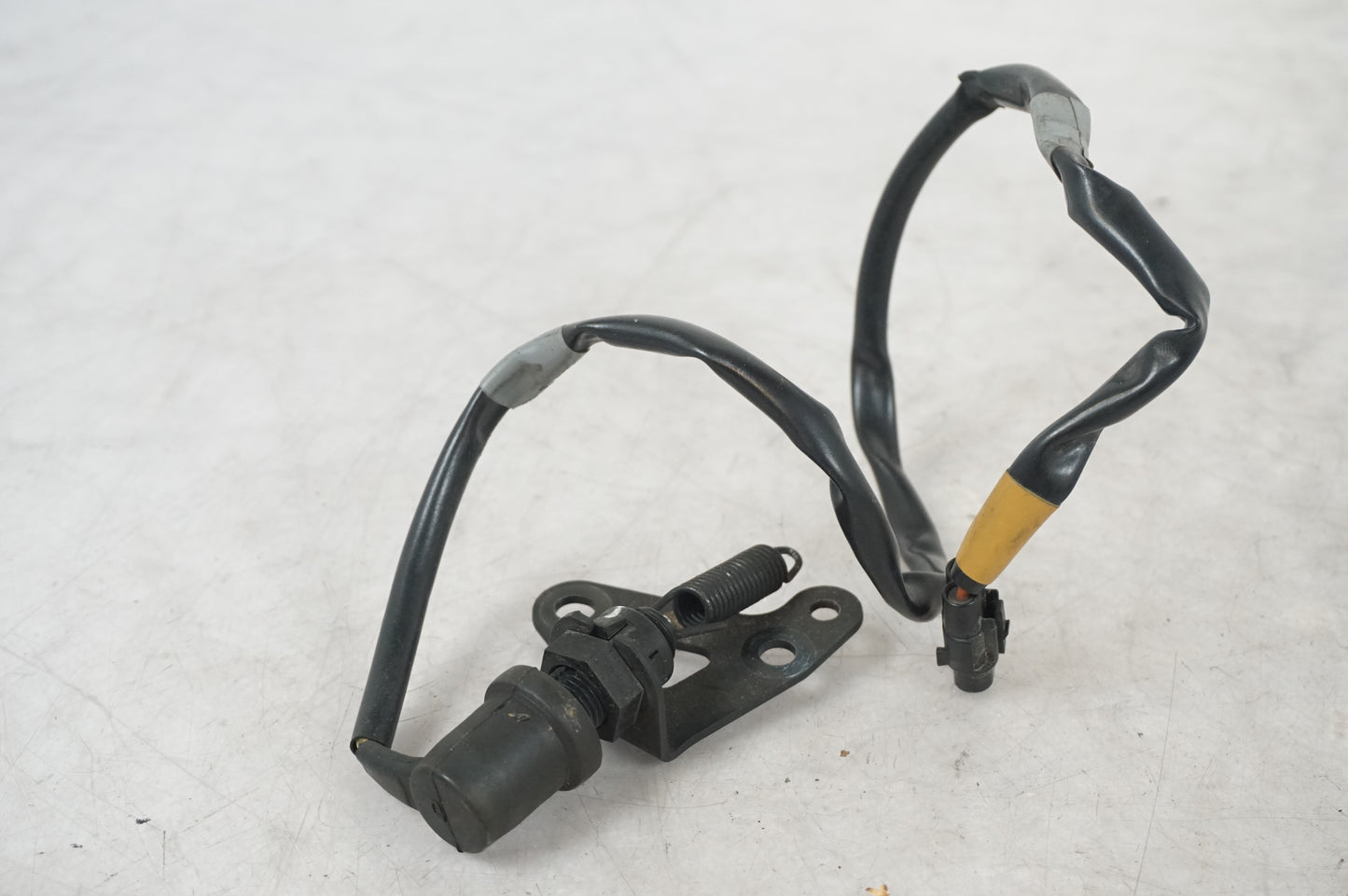 Contact de feu de frein