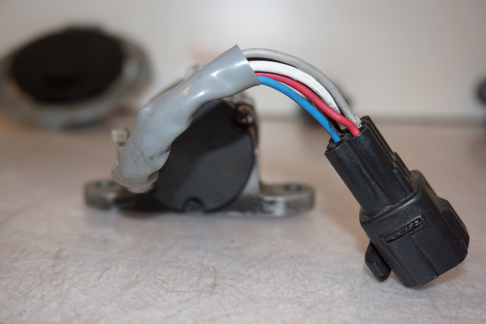 Extrabild3 på Låssats från en Kawasaki VN 1600 Mean Streak -2007 motorcykel.