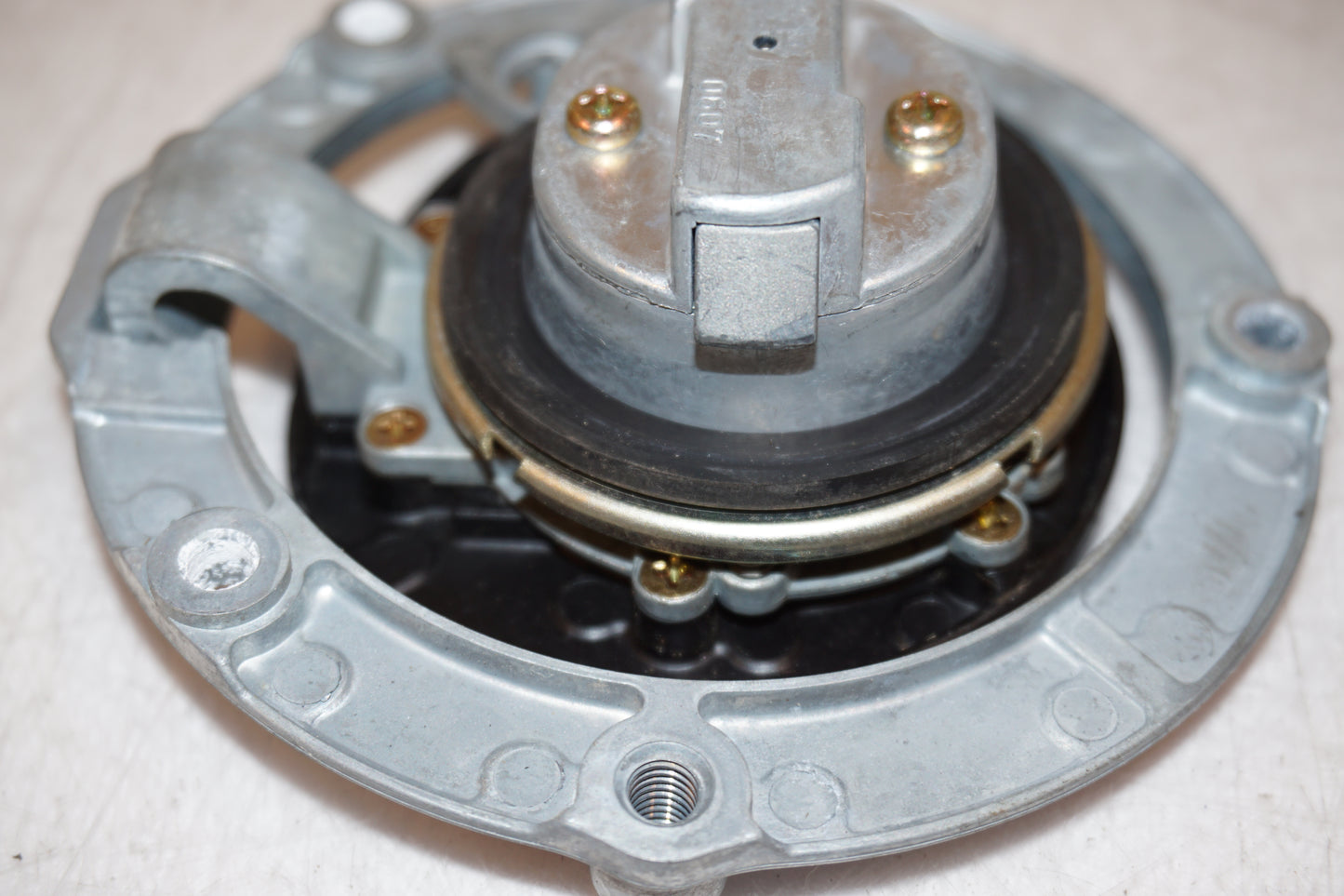 Extrabilder på Låssats från en Kawasaki VN 1600 Mean Streak -2007 motorcykel.