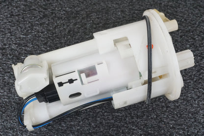 Framsidan på Bensinpump insprut från en Triumph Sprint ST -2007 motorcykel.