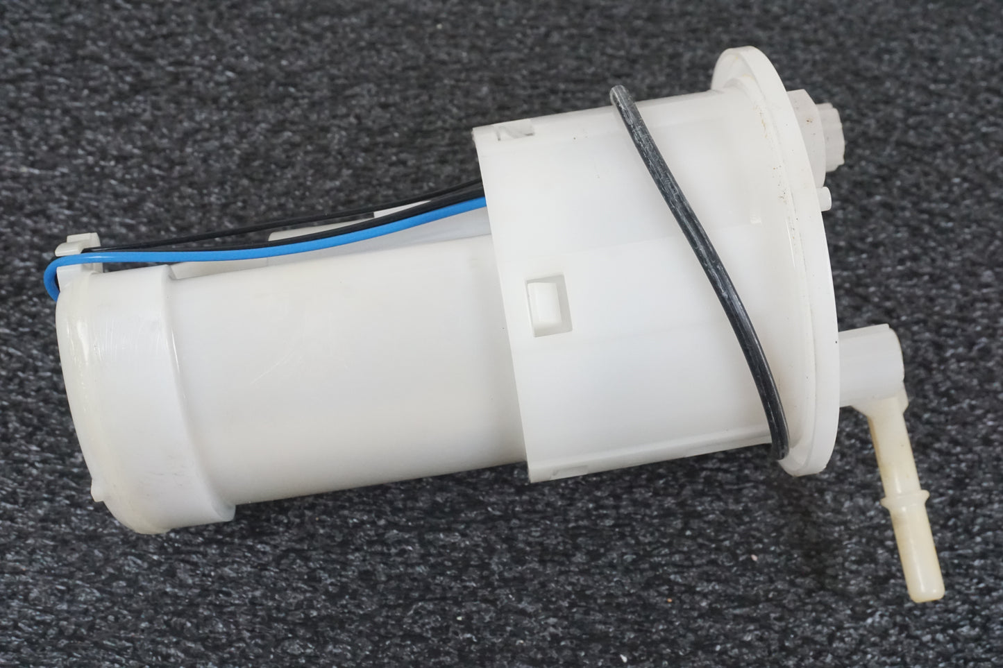 Höger sida på Bensinpump insprut från en Triumph Sprint ST -2007 motorcykel.