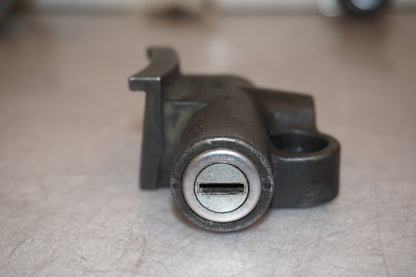 Extrabilder på Låssats från en Kawasaki VN 1600 Mean Streak -2007 motorcykel.