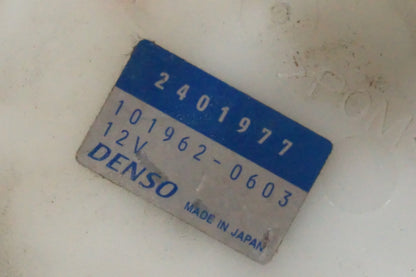 Extrabild4 på Bensinpump insprut från en Triumph Street Triple R -2009 motorcykel.