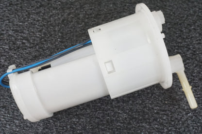 Höger sida på Bensinpump insprut från en Triumph Sprint GT -2011 motorcykel.