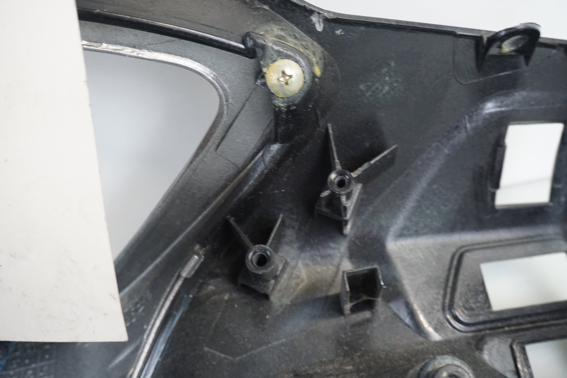 Extrabild1 på Instrumentkåpa från en Honda ANF 125 -2009 motorcykel.