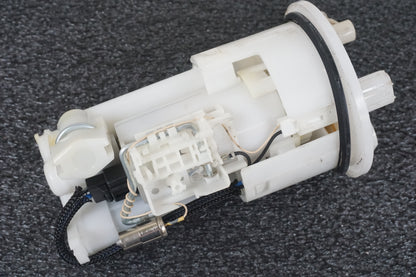 Framsidan på Bensinpump insprut från en Triumph Daytona 675 -2007 motorcykel.