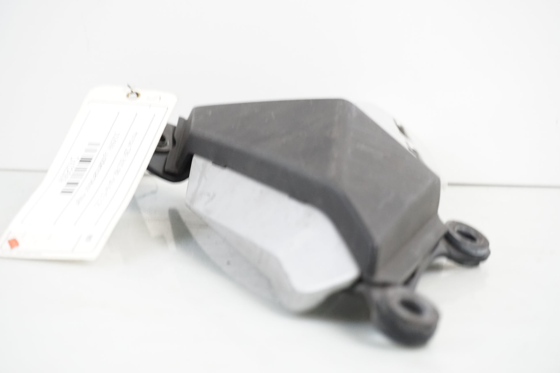 Snett uppifrån på Ljuddämpardekor från en Honda CBR 600 RR -2004 motorcykel.