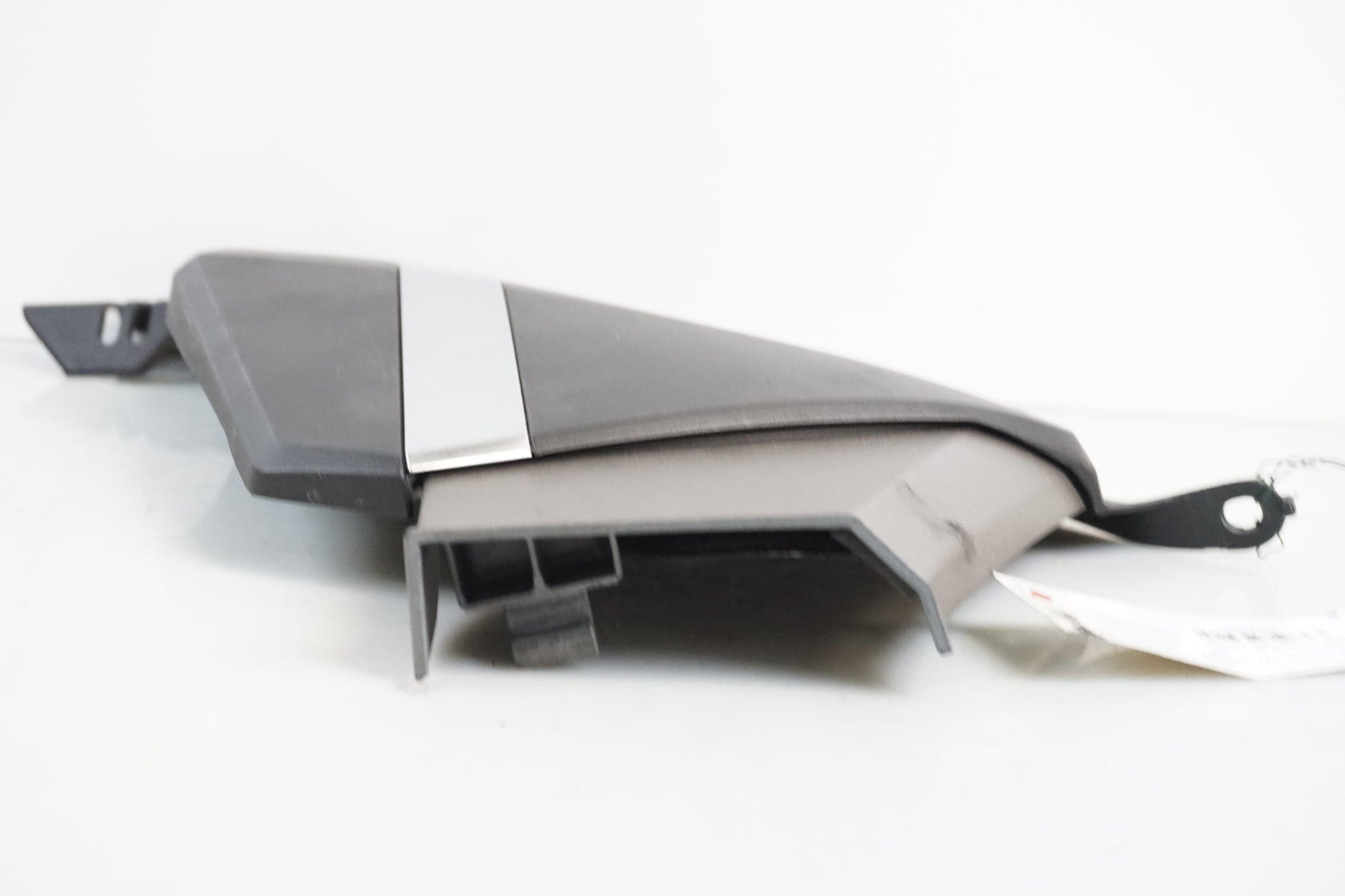 Höger sida på Sidopanel från en Honda CB 1000 R -2009 motorcykel.