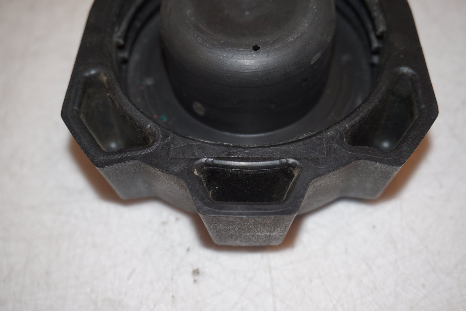 Extrabild1 på Tanklock från en Husqvarna SM 500 -2006 motorcykel.