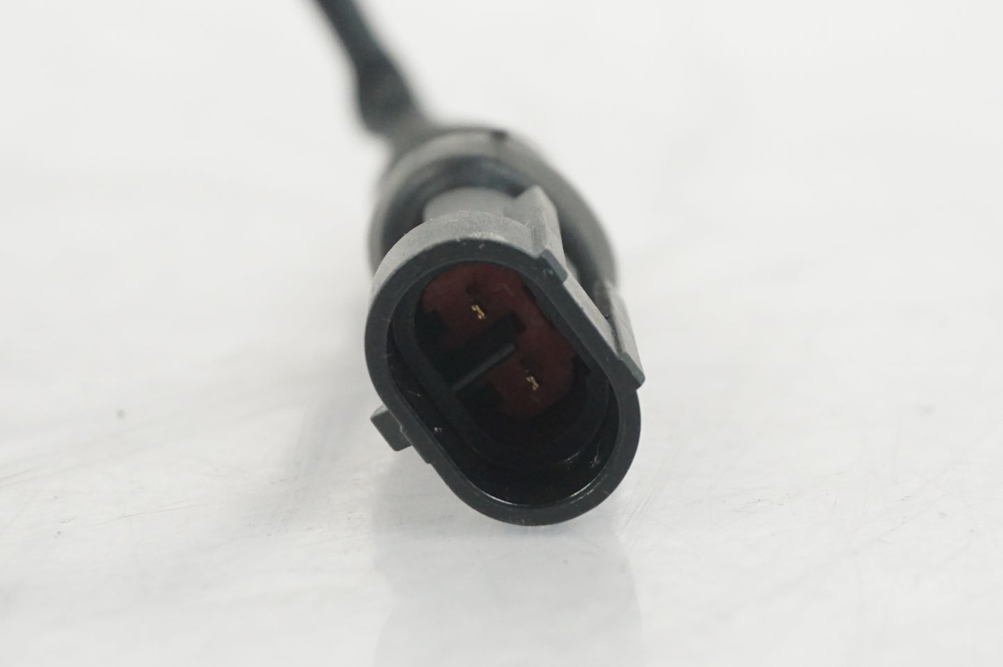 Contact de feu de frein