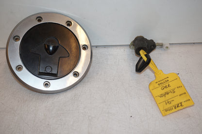 Framsidan på Tanklock från en Kawasaki ZZR 1100 -1991 motorcykel.