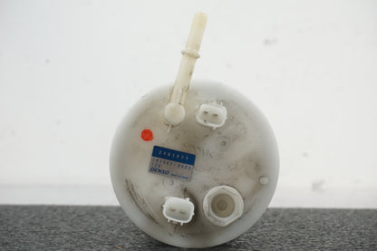 Extrabild4 på Bensinpump insprut från en Triumph Street Triple R -2011 motorcykel.