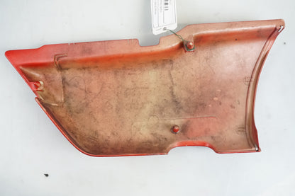 Snett nerifrån på Sidopanel från en Honda CB 650 -1980 motorcykel.