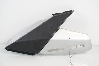 Framsidan på Ljuddämpardekor från en Honda CBR 600 RR -2004 motorcykel.