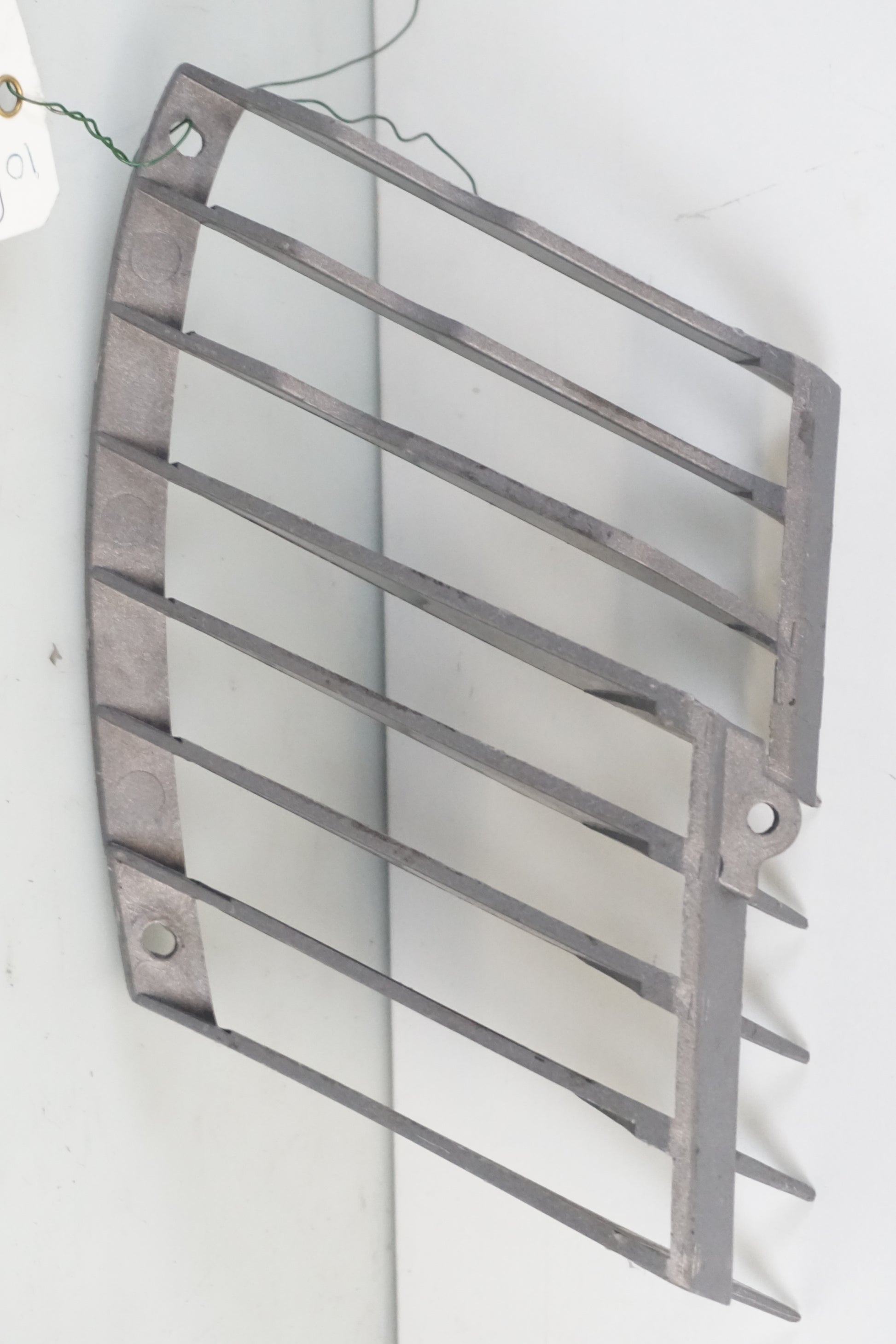 Framsidan på Vattenkylgaller från en Honda VFR 750 -1996 motorcykel.