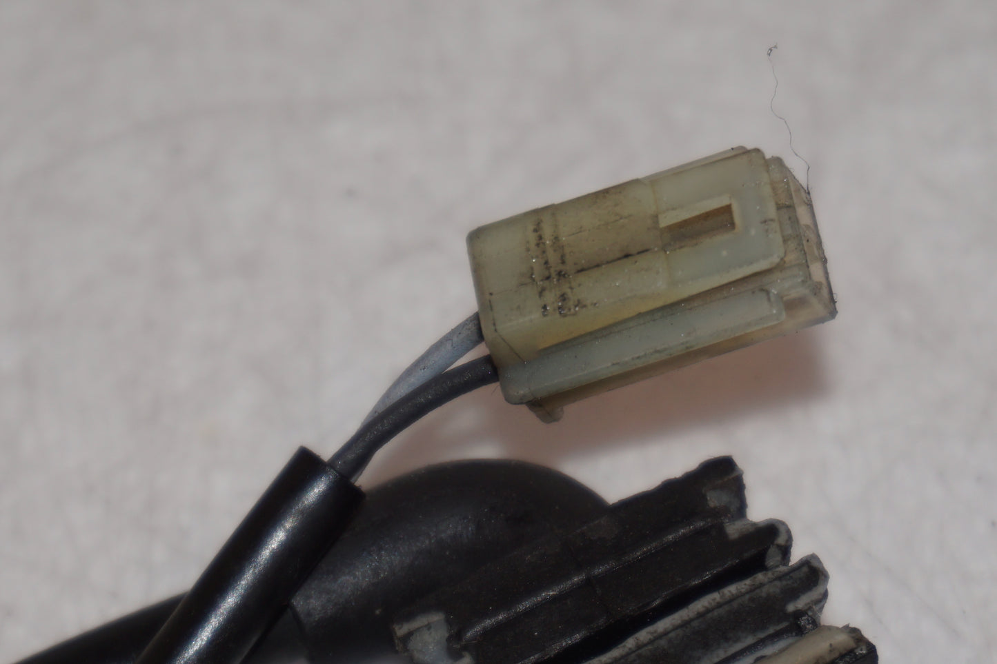 Extrabild1 på Tändpickup från en Yamaha YZF 1000 R1 -2003 motorcykel.