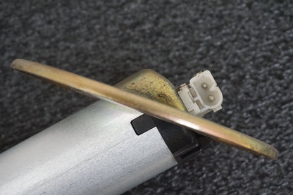 Vänster sida på Bensintankgivare från en BMW K 1200 RS -1998 motorcykel.