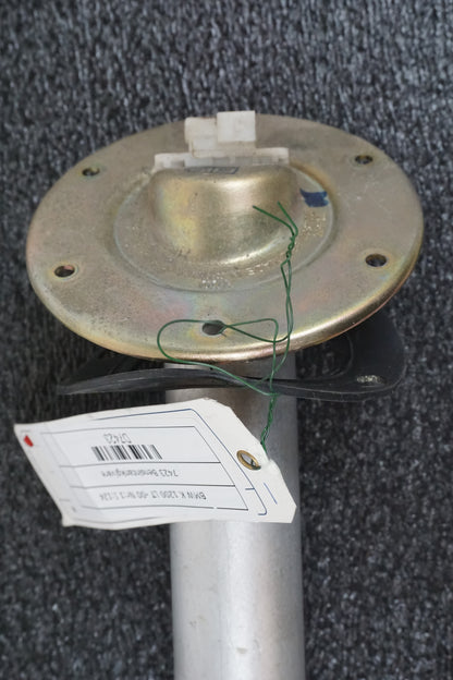 Vänster sida på Bensintankgivare från en BMW K 1200 LT -2000 motorcykel.