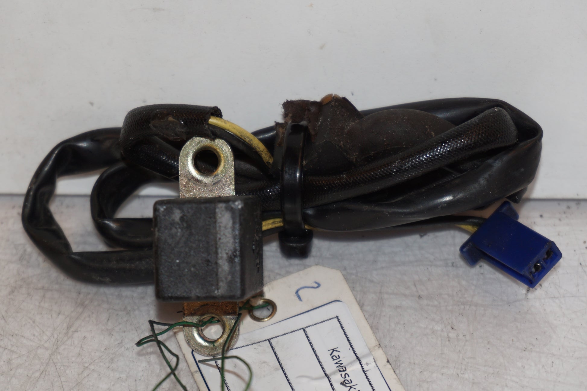 Framsidan på Tändpickup från en Kawasaki VN 800 -1999 motorcykel.