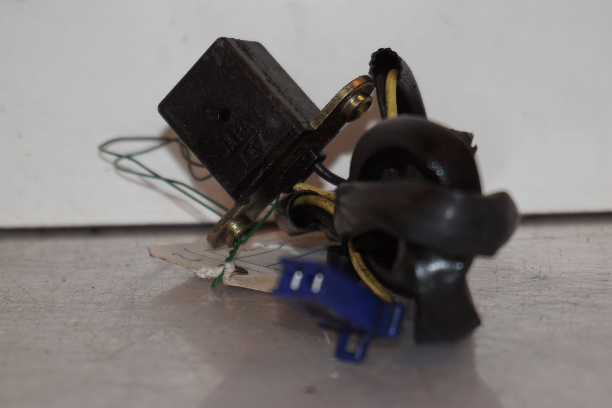 Snett uppifrån på Tändpickup från en Kawasaki VN 800 -1999 motorcykel.