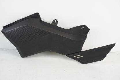 Framsidan på Sidopanel från en Honda CTX 1300 -2014 motorcykel.