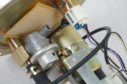 Höger sida på Bensinpump insprut från en Triumph Daytona 650 -2005 motorcykel.