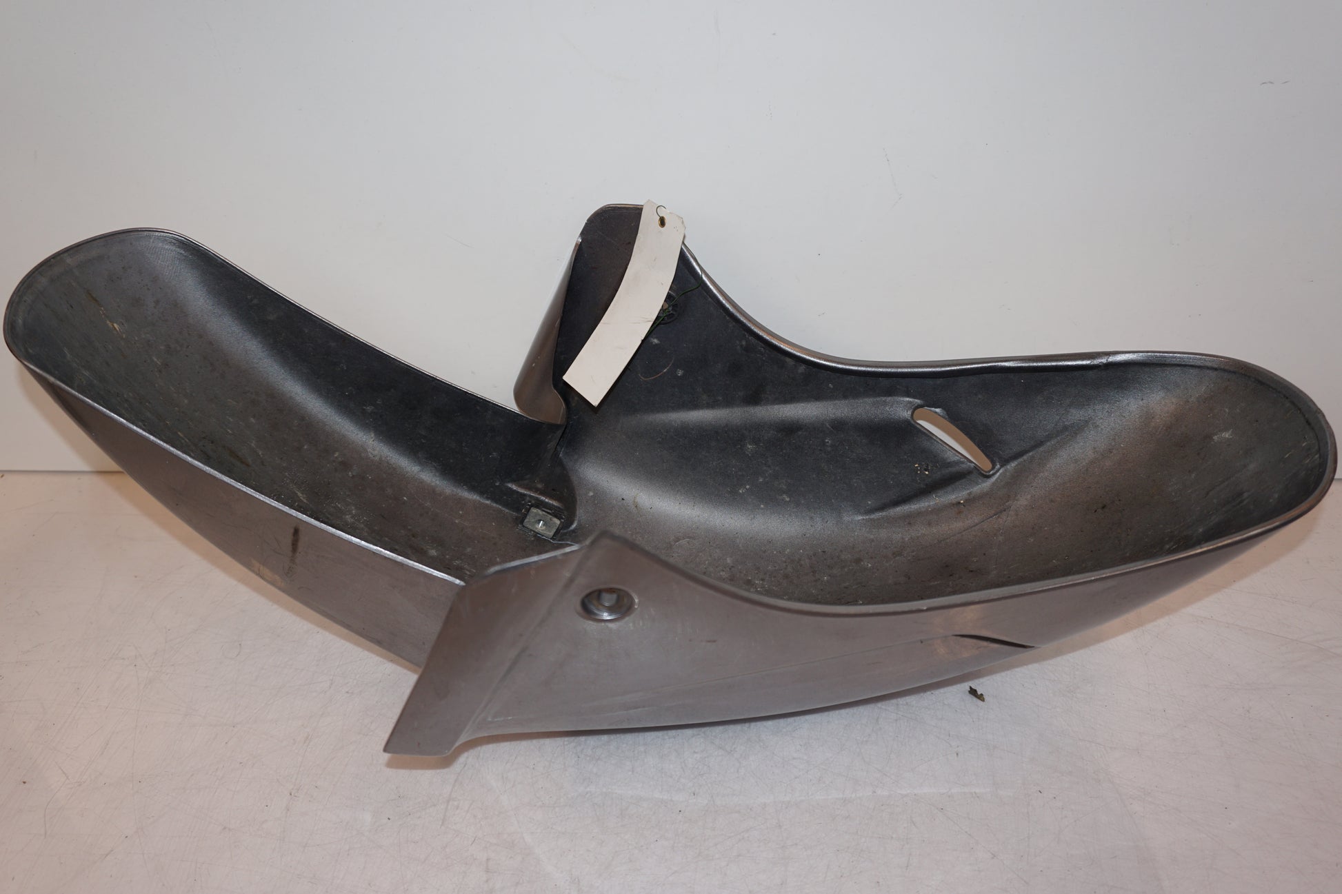 Extrabild1 på Framskärm från en Honda CBR 1100 XX -2006 motorcykel.