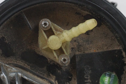 Extrabild4 på Bensinpump insprut från en BMW F 800 GS -2009 motorcykel.