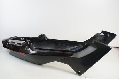 Framsidan på Bakvinge från en Honda CBR 125 R -2004 motorcykel.