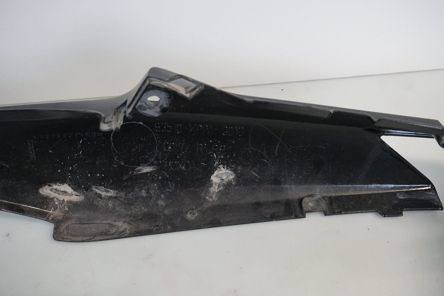 Extrabild1 på Bakvinge från en Honda CBR 125 R -2004 motorcykel.