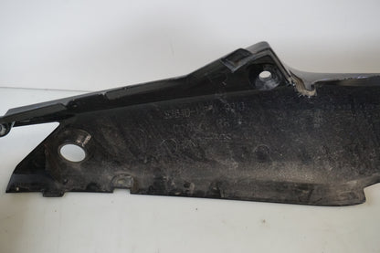 Extrabild3 på Bakvinge från en Honda CBR 125 R -2004 motorcykel.