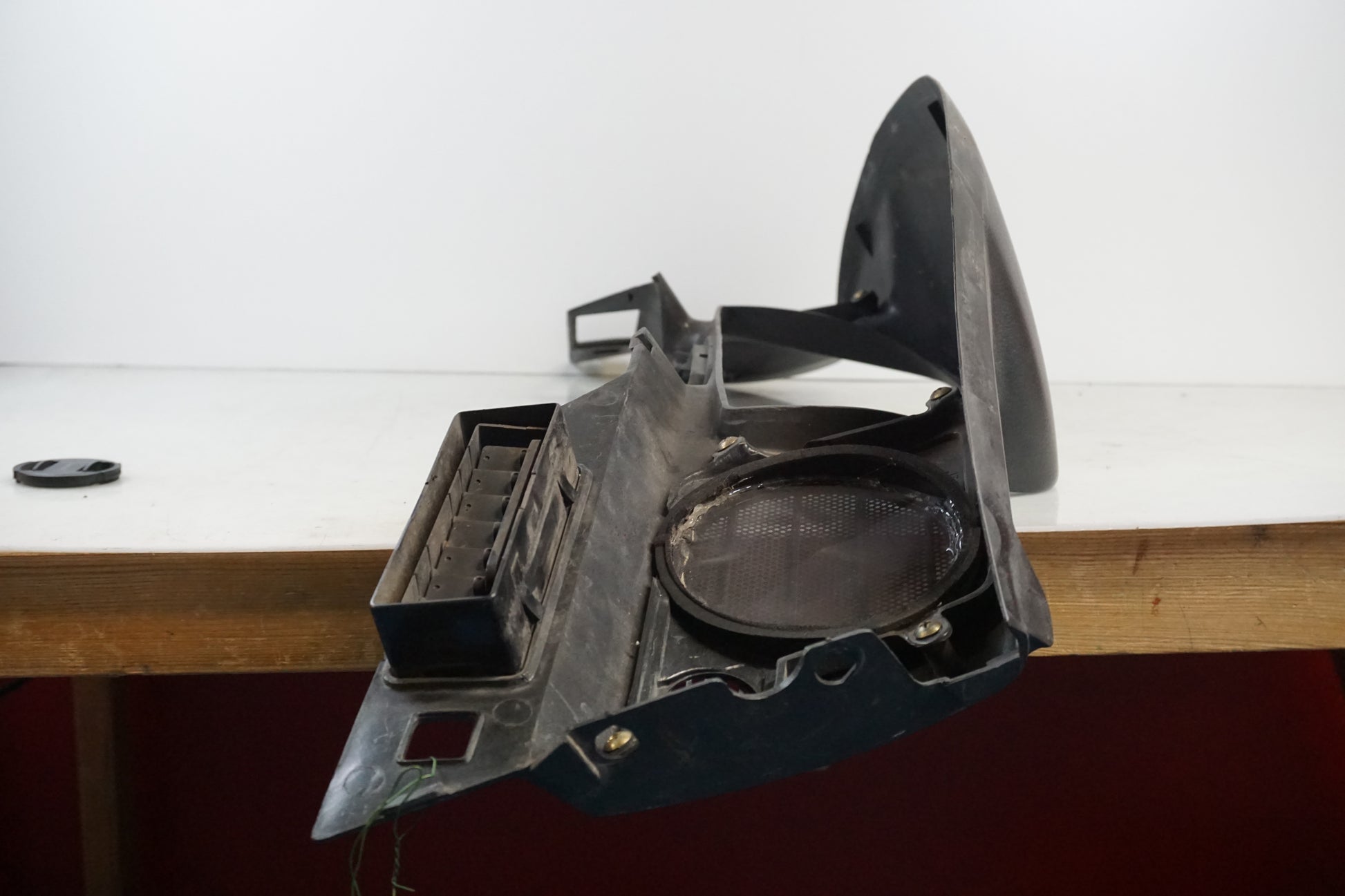 Höger sida på Instrumentfront från en Honda GL 1500 -1998 motorcykel.