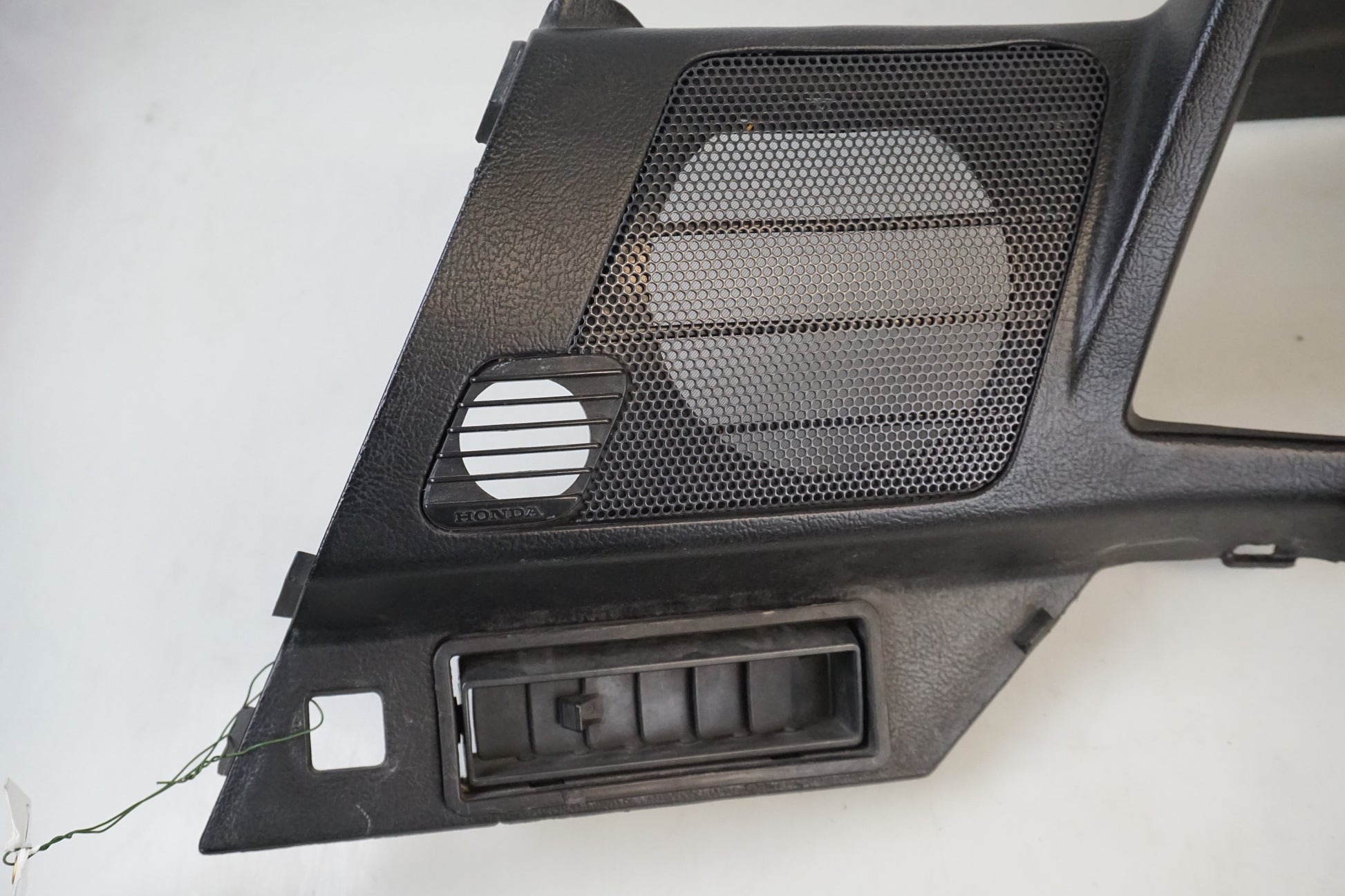 Extrabild3 på Instrumentfront från en Honda GL 1500 -1998 motorcykel.