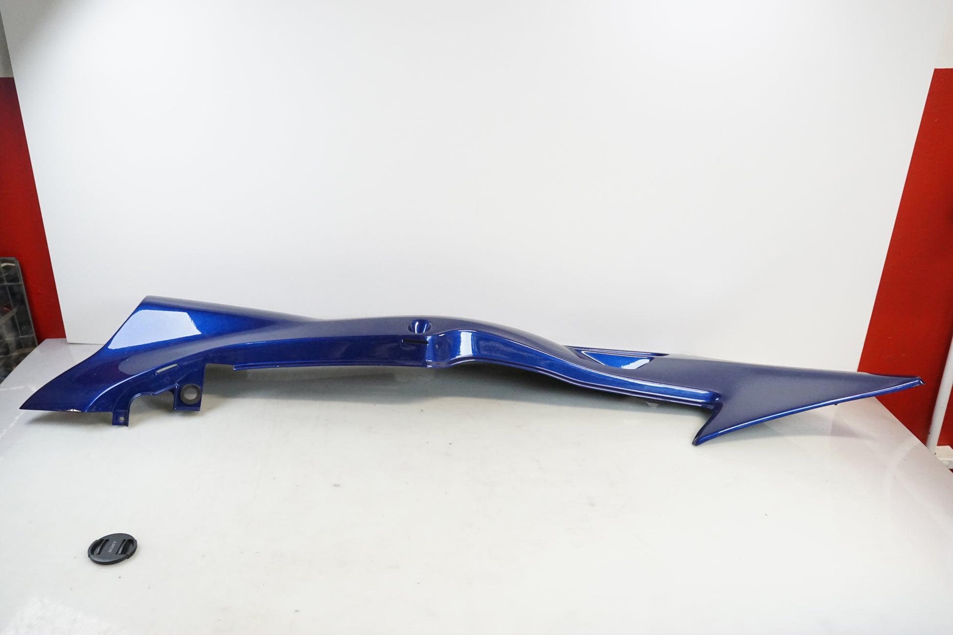 Baksidan på Bakvinge från en Honda VFR 750 -1995 motorcykel.