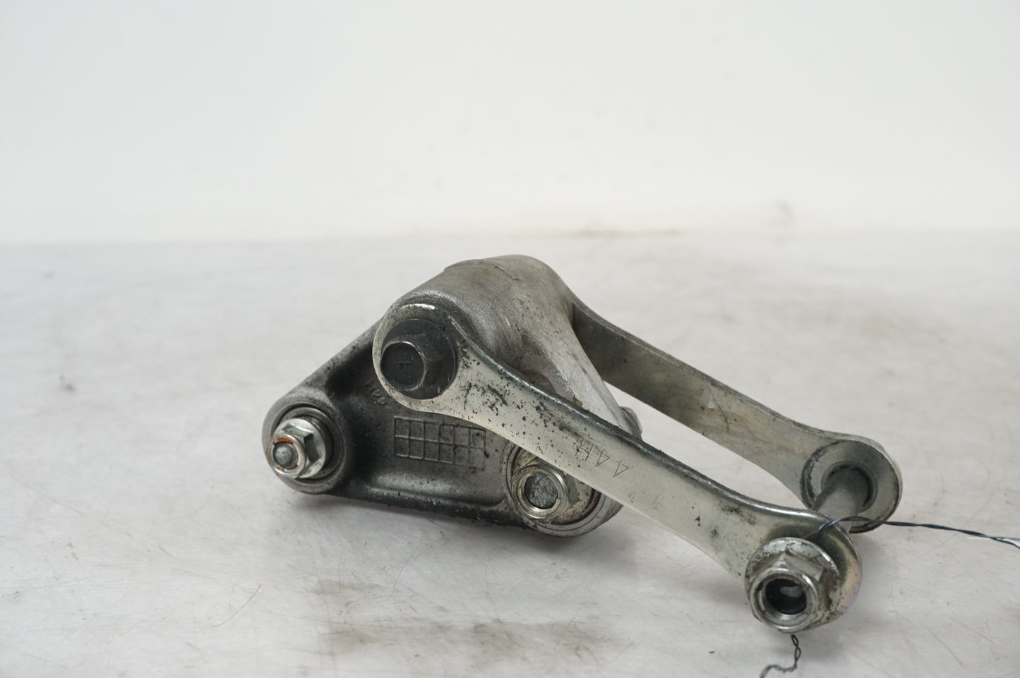 Shock absorber linkage