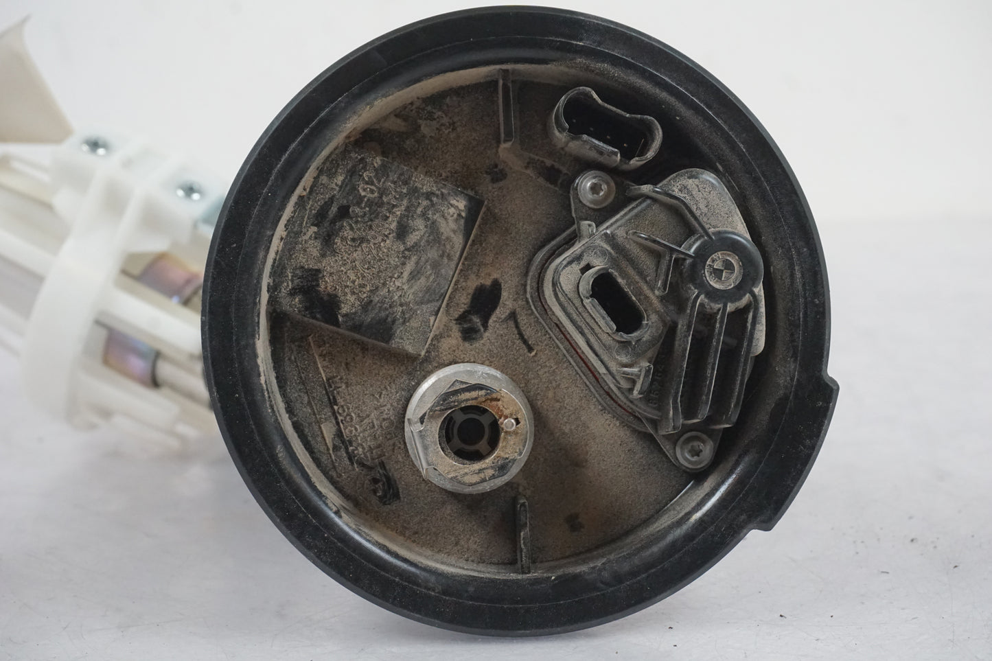 Extrabild3 på Bensinpump insprut från en BMW R 1200 GSA -2014 motorcykel.