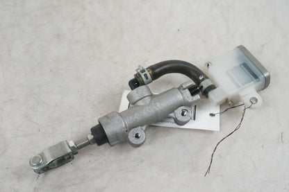 Brake master cylinder