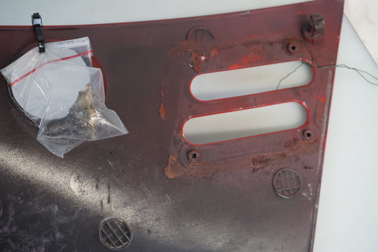 Extrabild3 på Sidopanel från en Honda CBR 1000 F -1987 motorcykel.