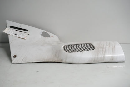 Baksidan på Sidopanel från en Honda CBR 1000 F -1987 motorcykel.